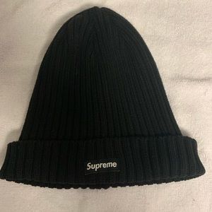 AUTHENTIC Supreme beanie (toque)